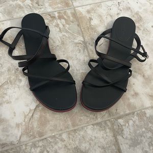 Gucci Flat Sandals